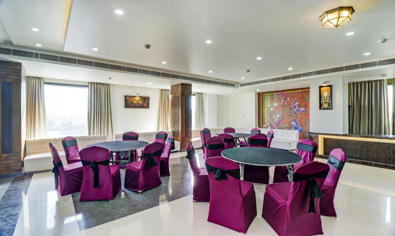 Sanskar Hotel Jaipur Exteriör bild