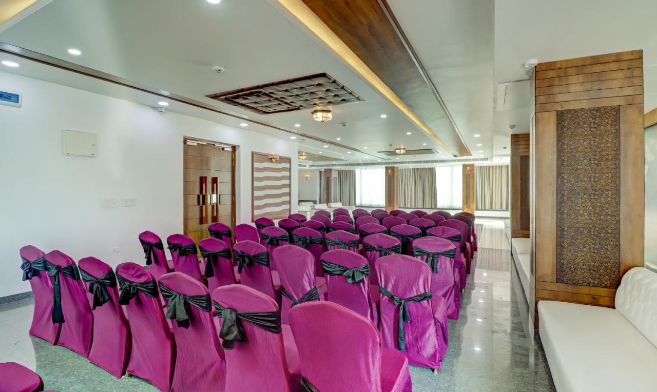 Sanskar Hotel Jaipur Exteriör bild