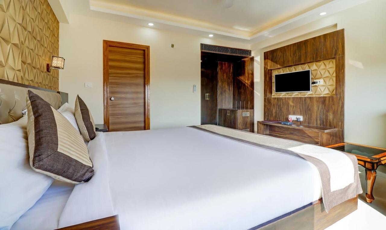 Sanskar Hotel Jaipur Exteriör bild